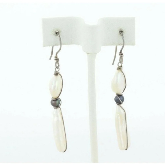 Sterling Silver White and Black Pearl Earrings Dangle Drop Earrings - Picture 5 of 7